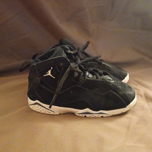 Jordan True Flight Boys Size 10c - Picture 1 of 8